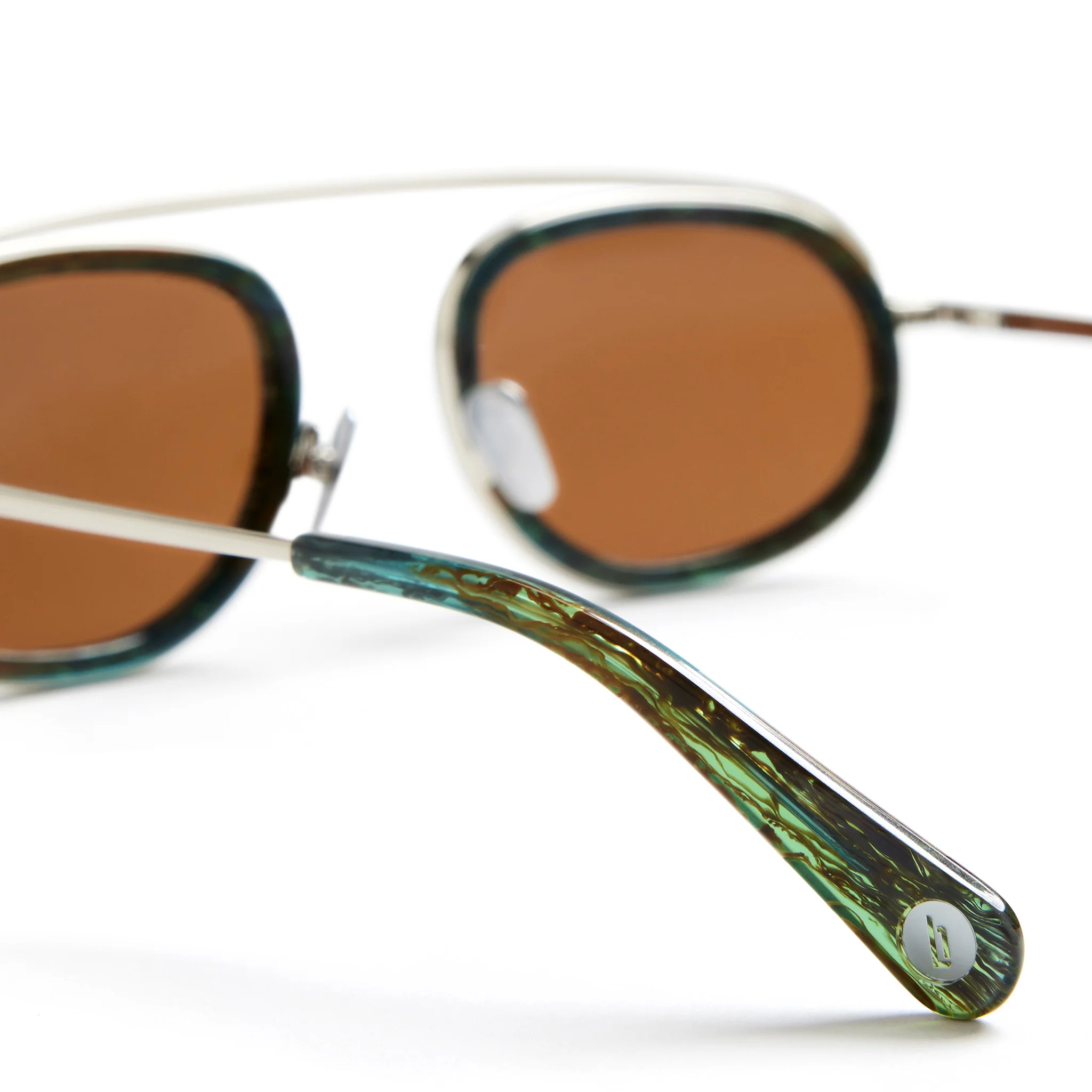 Complextro – Silver Lagoon / Brown - Image 7