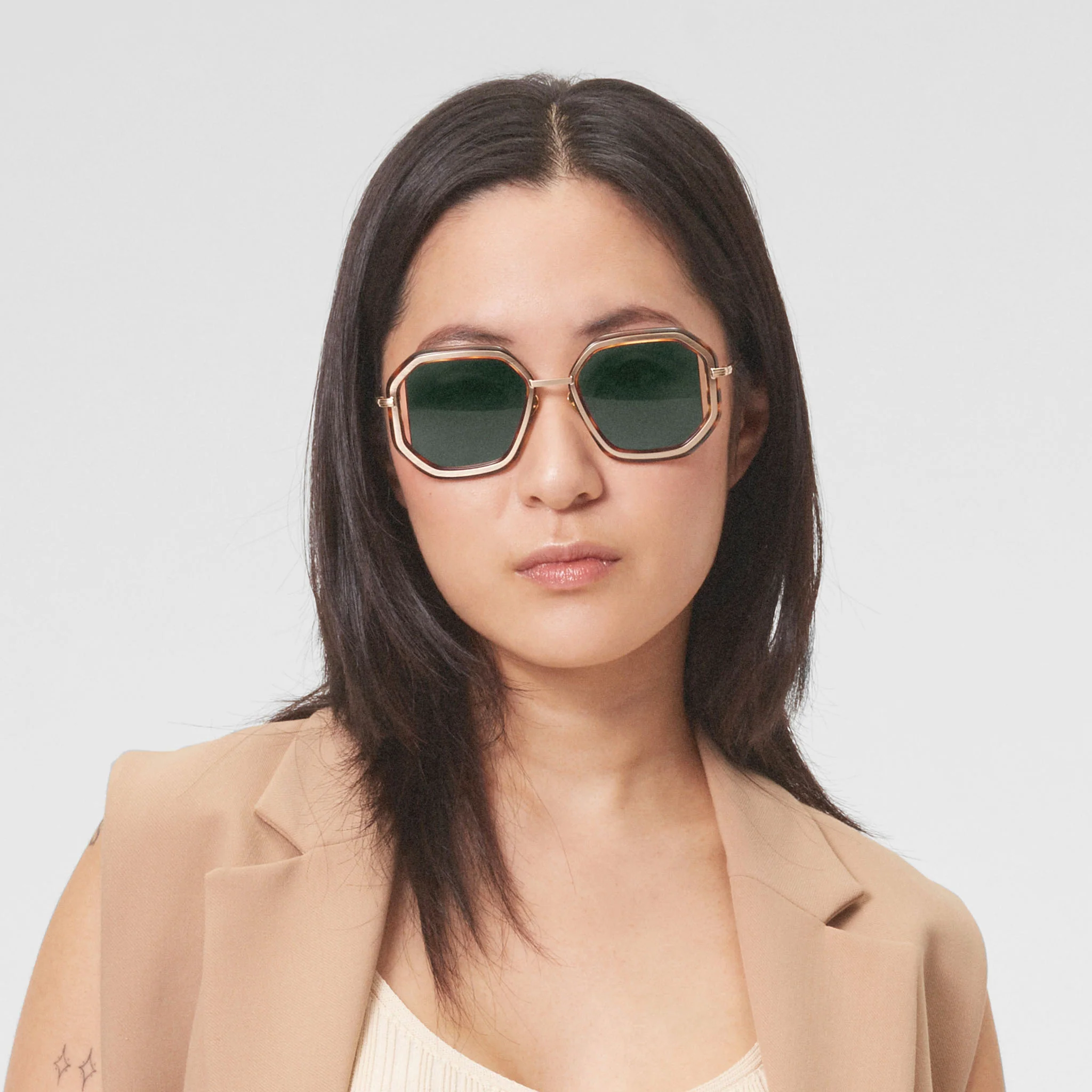 Deep Disco – Gold Tortoise / Green - Image 3