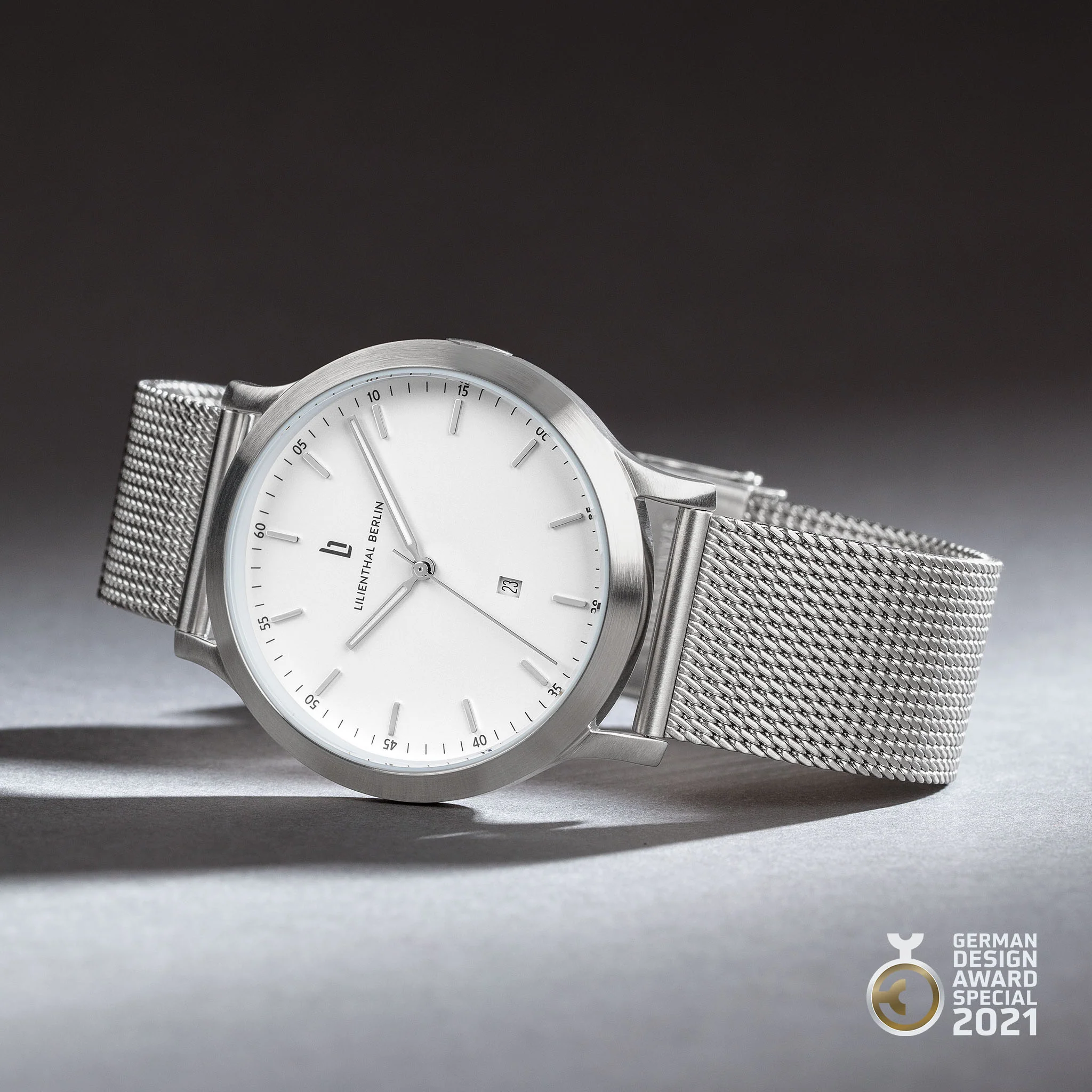 Huxley – Silver White - Image 3