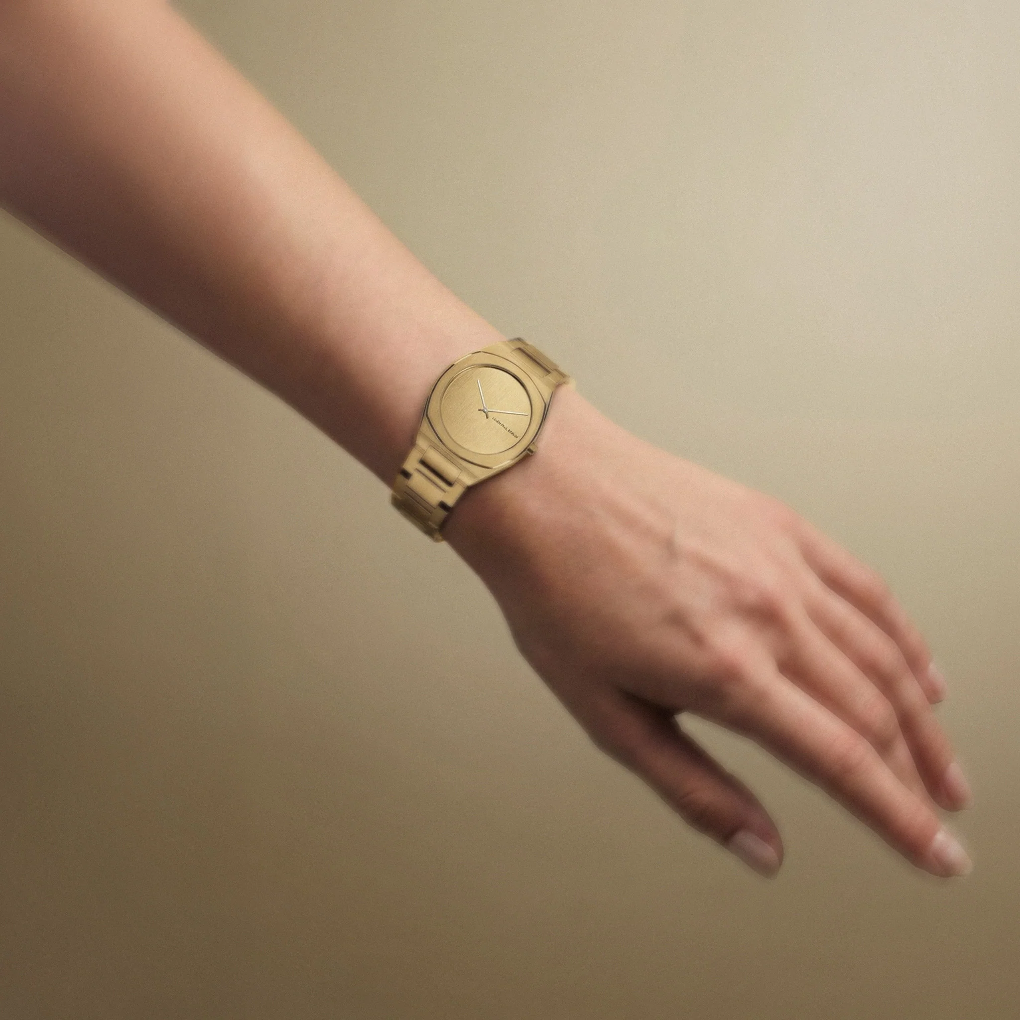 Nuvora – Mono Gold - Image 10