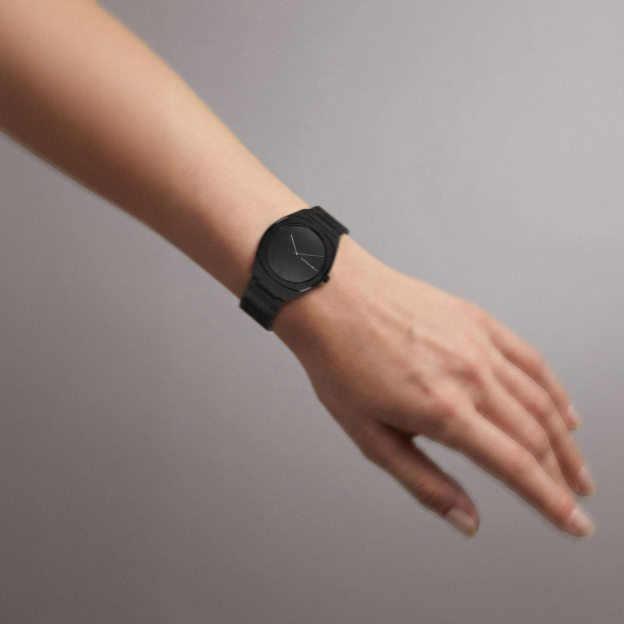 Nuvora – Mono Black - Image 10